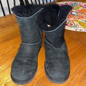 Ugg’s size 7